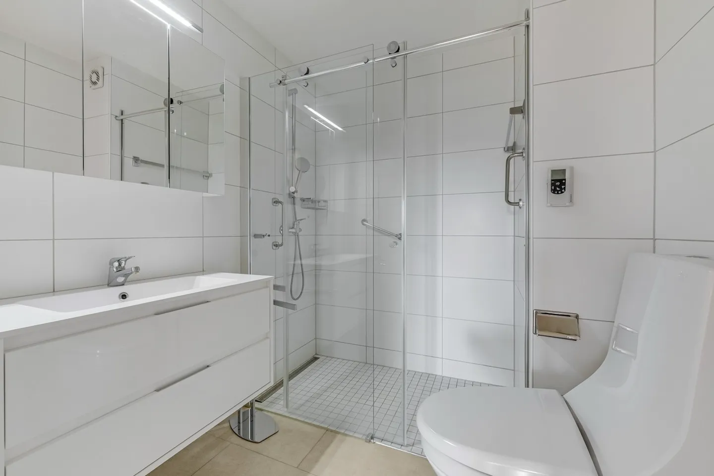 Charmante maison familiale à Binningen - Photo 15 sur 35