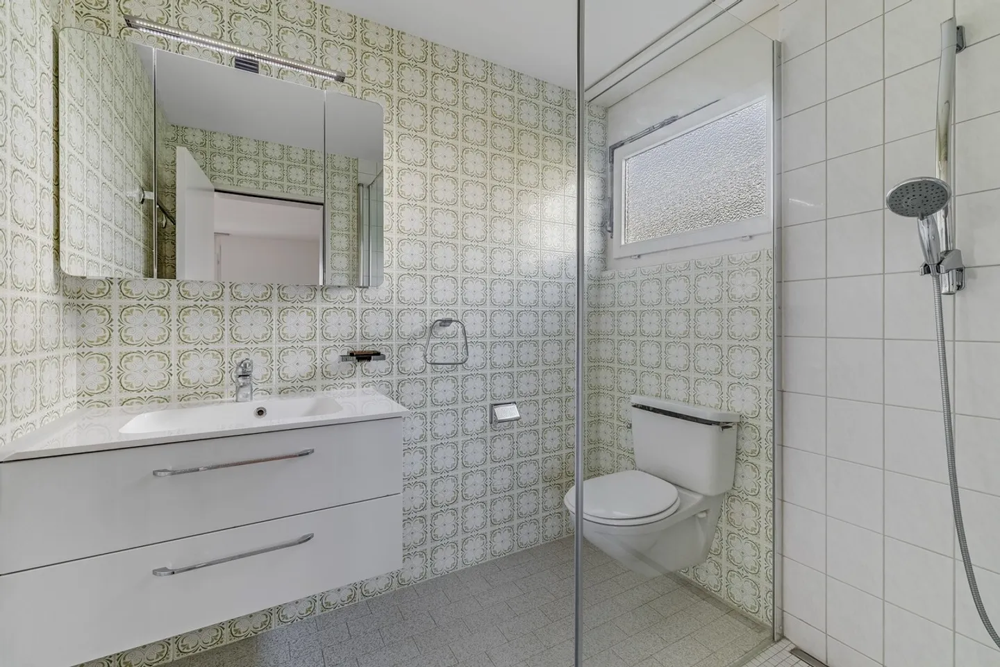 Charmante maison familiale à Binningen - Photo 16 sur 35