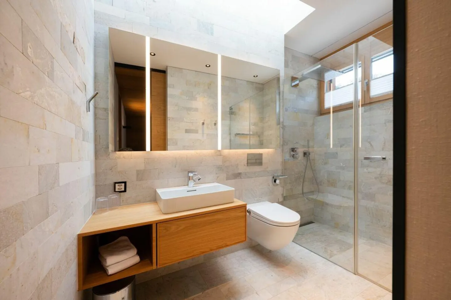 Appartamento esclusivo di 4,5 stanze con vista panoramica (residenza principale) - Foto 6 di 7