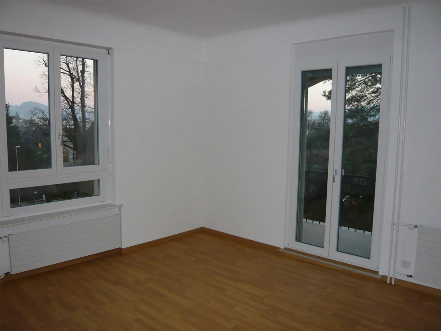 Appartement central de 4 pièces cherche nouveau locataire - Photo 1 sur 5