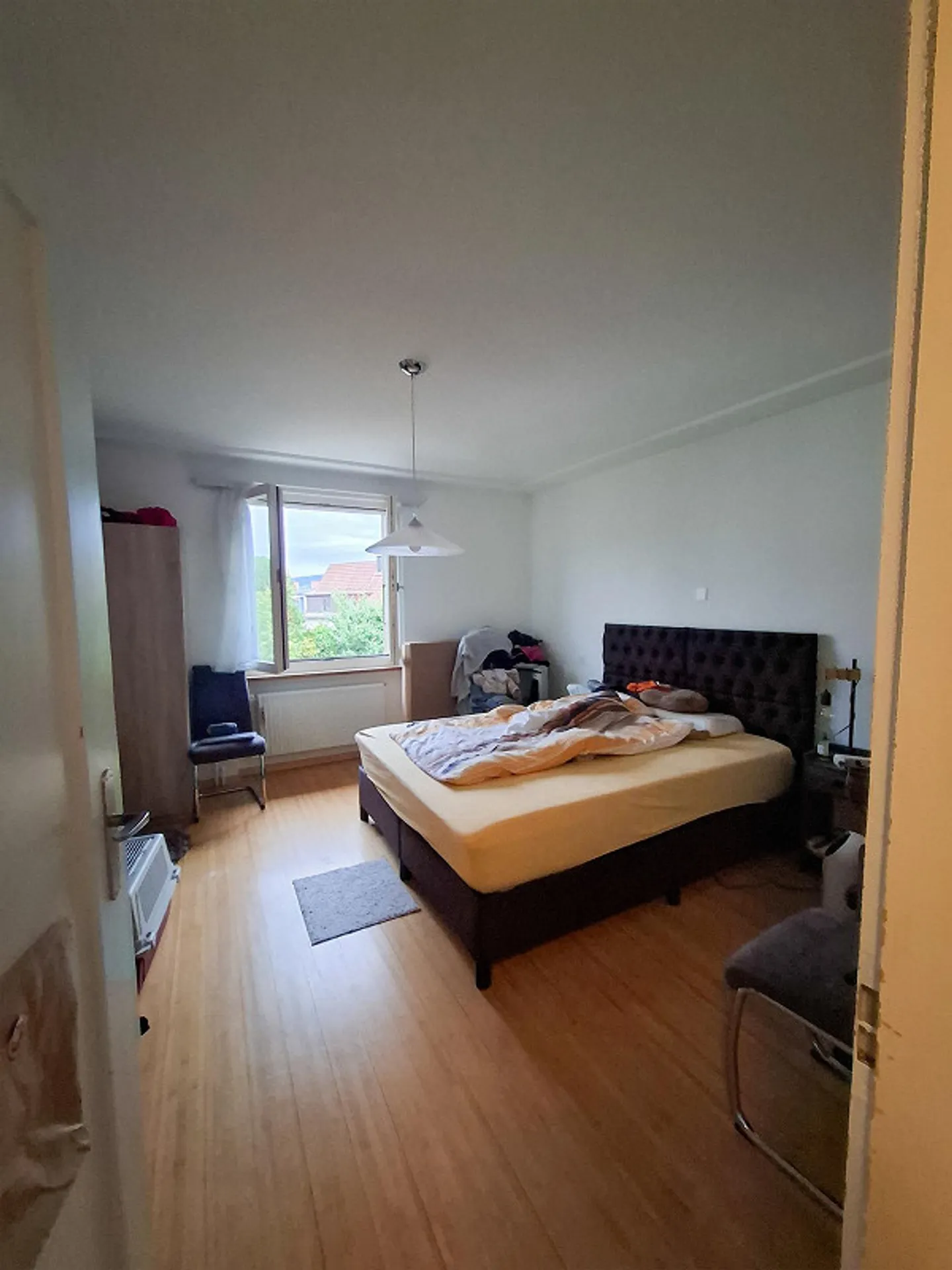 Affordable 3-Room Old Building Apartment - Photo 3 of 8