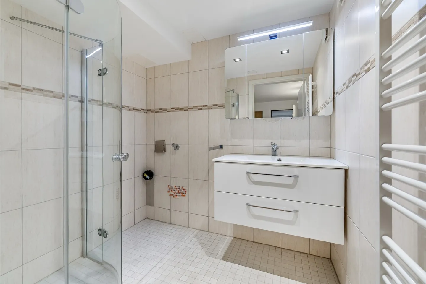 Charmante maison familiale à Binningen - Photo 22 sur 35