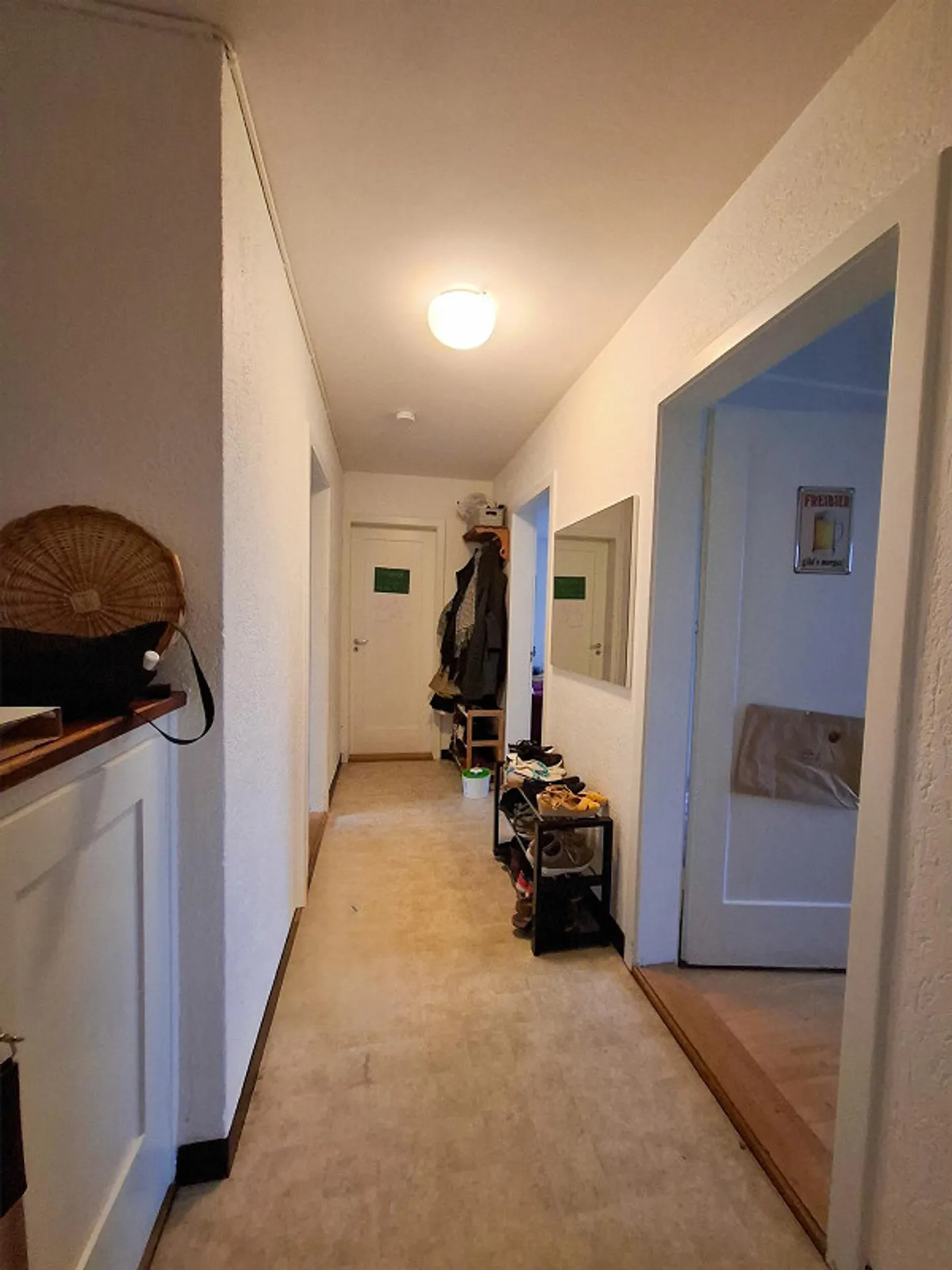 Affordable 3-Room Old Building Apartment - Photo 8 of 8