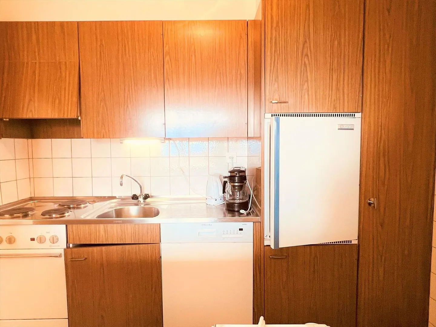 Zur Saison: Prächtiges 2.5-Zimmer-Wohnung – Geräumig und Hell – Gut gelegen – Schöne Aussicht – Ruhige Lage - Foto 5 von 13