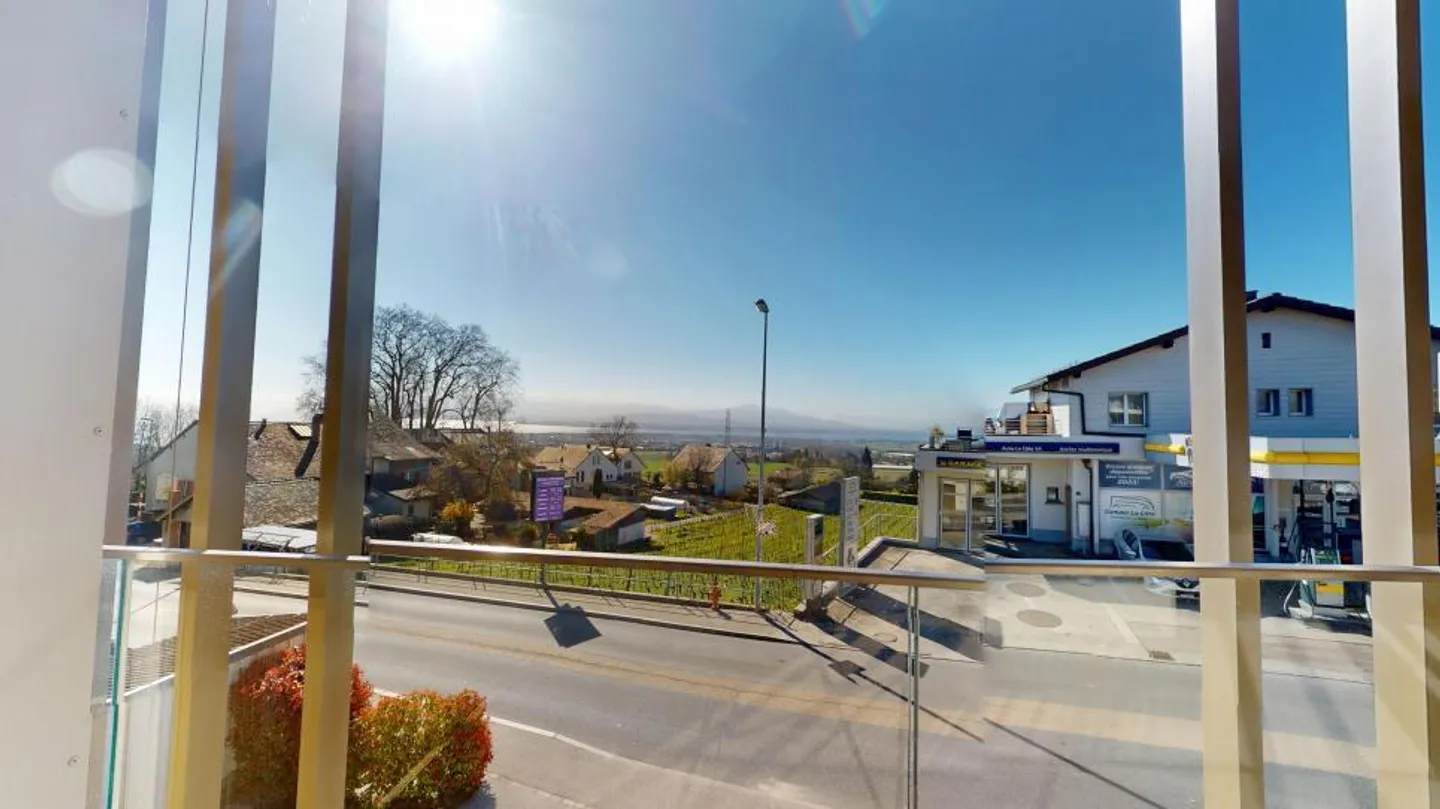 Vista sul Lago di Ginevra e sulle montagne con loggia - Foto 1 di 13
