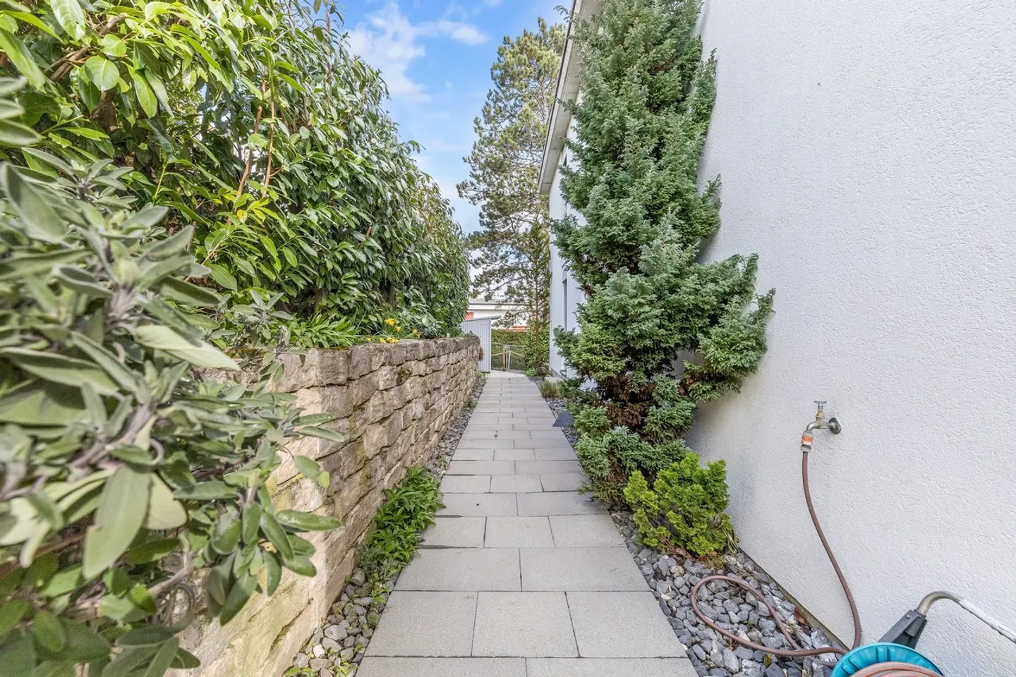 Charmante maison familiale à Binningen - Photo 34 sur 35