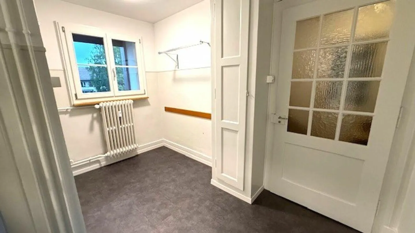 Appartamento 2 1/2 locali con 2 balconi e cucina moderna - Foto 10 di 12