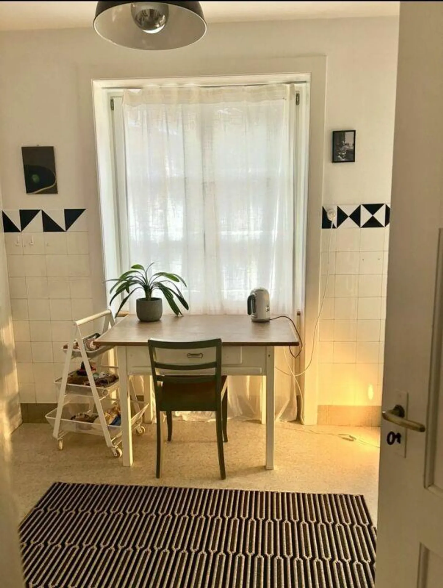 Appartamento 2 1/2 locali con 2 balconi e cucina moderna - Foto 3 di 12