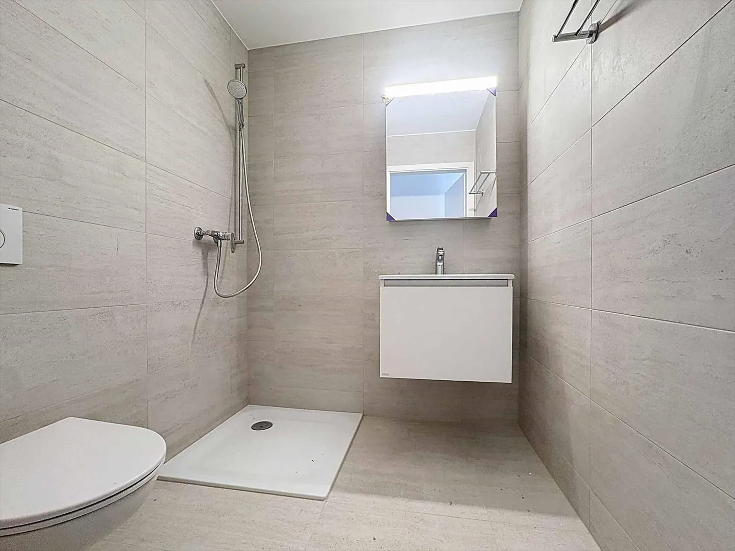 Attique à vendre - Photo 7 sur 11