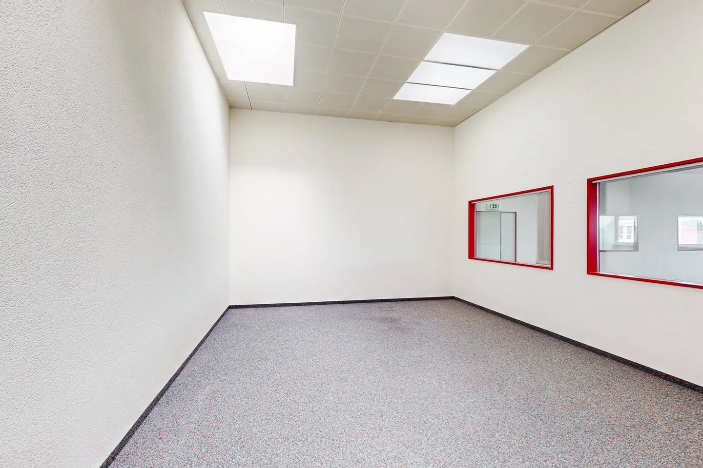 Ein Katzensprung von der Autobahn entfernt – 414 m² Bürofläche - Foto 5 von 13