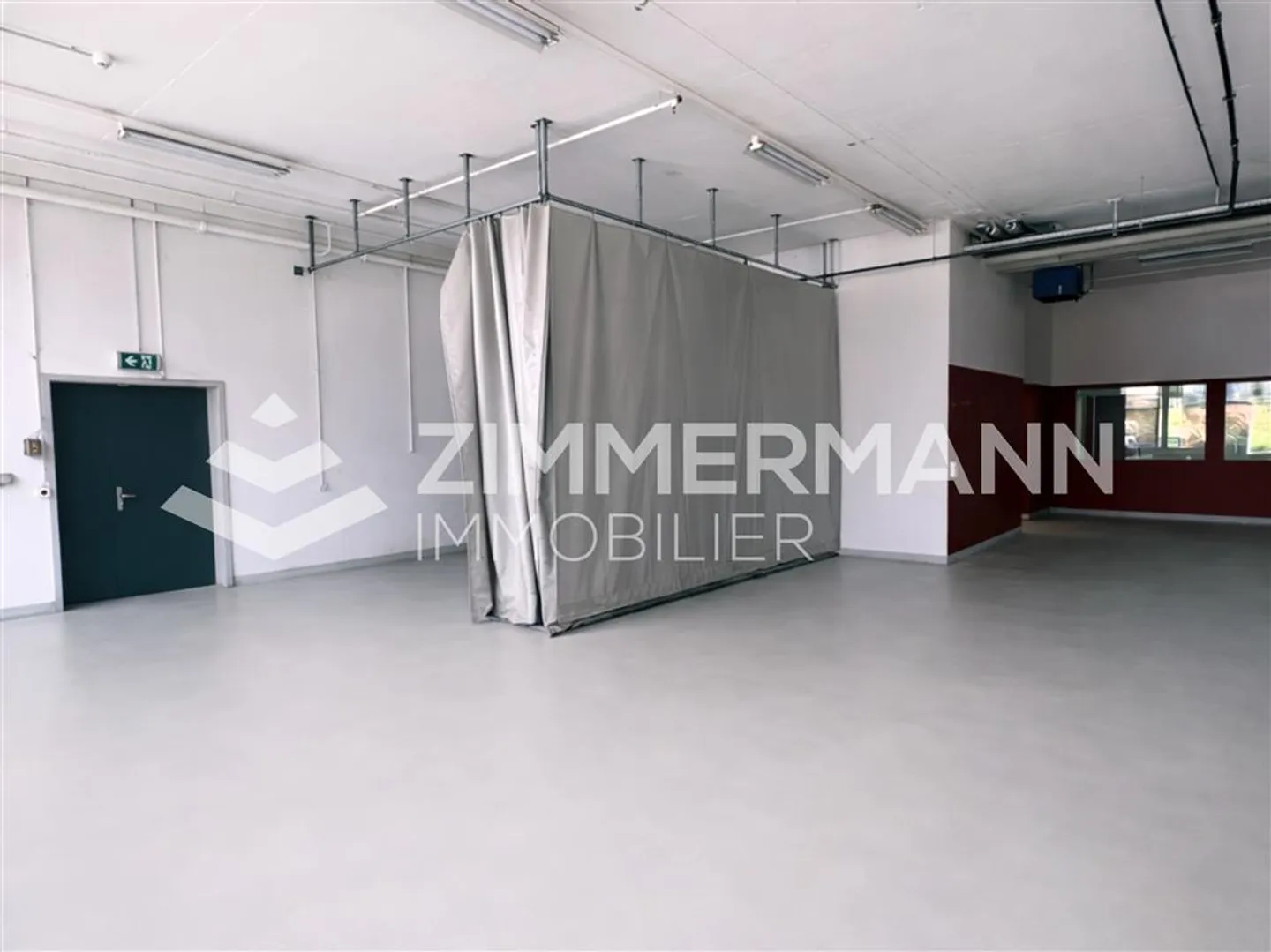 Premises,246 - Photo 4 of 4