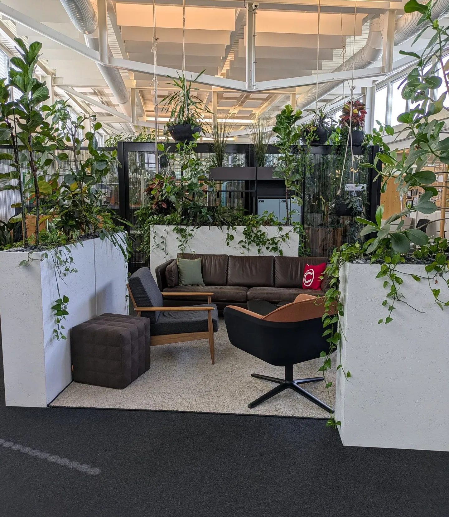 Bâtiment commercial - Photo 3 sur 7