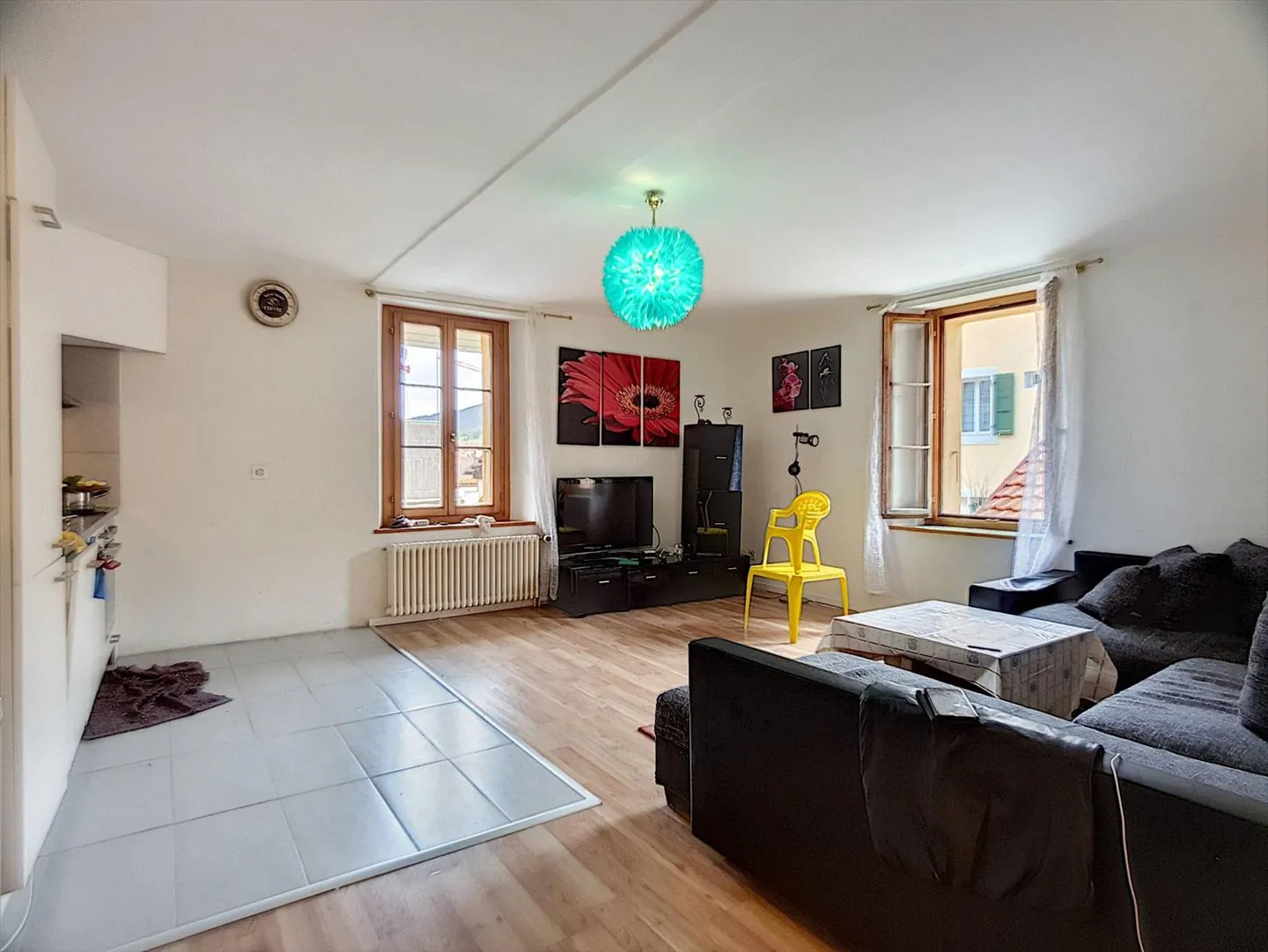 Residential building - Photo 10 of 13