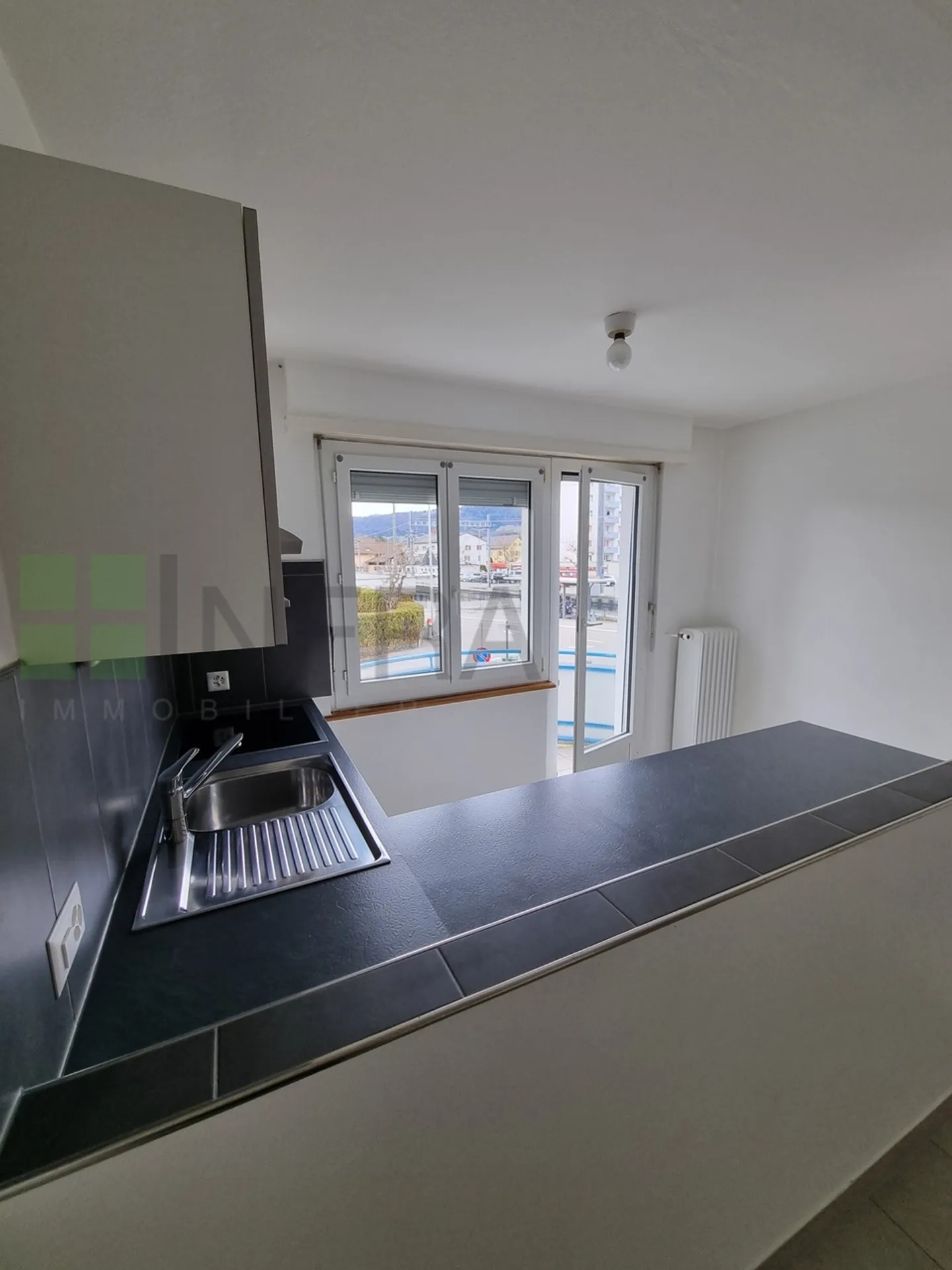 2.5 Room Apartment - Photo 2 of 11