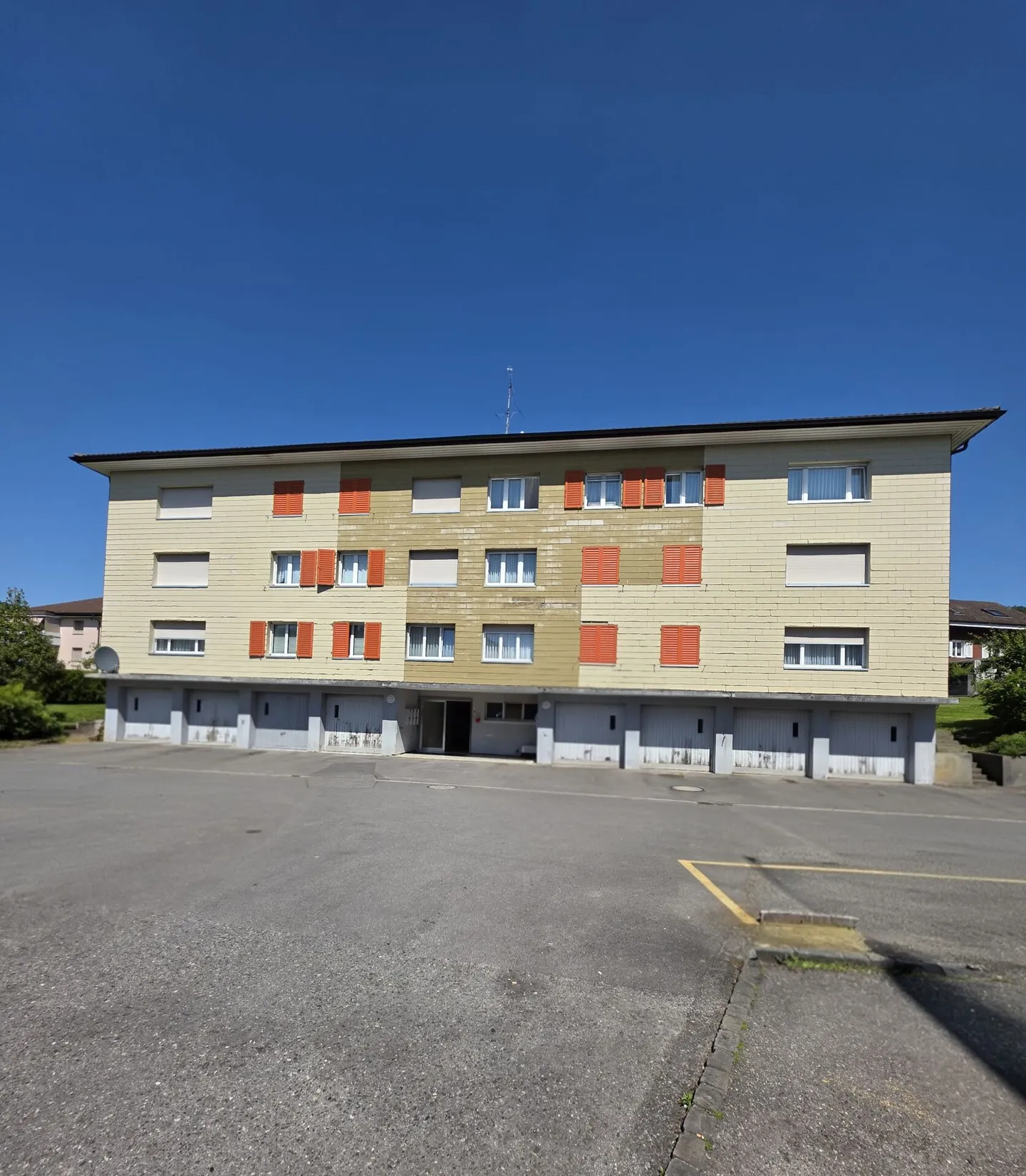 3.5 Room Apartment in Central Location - Photo 1 of 13