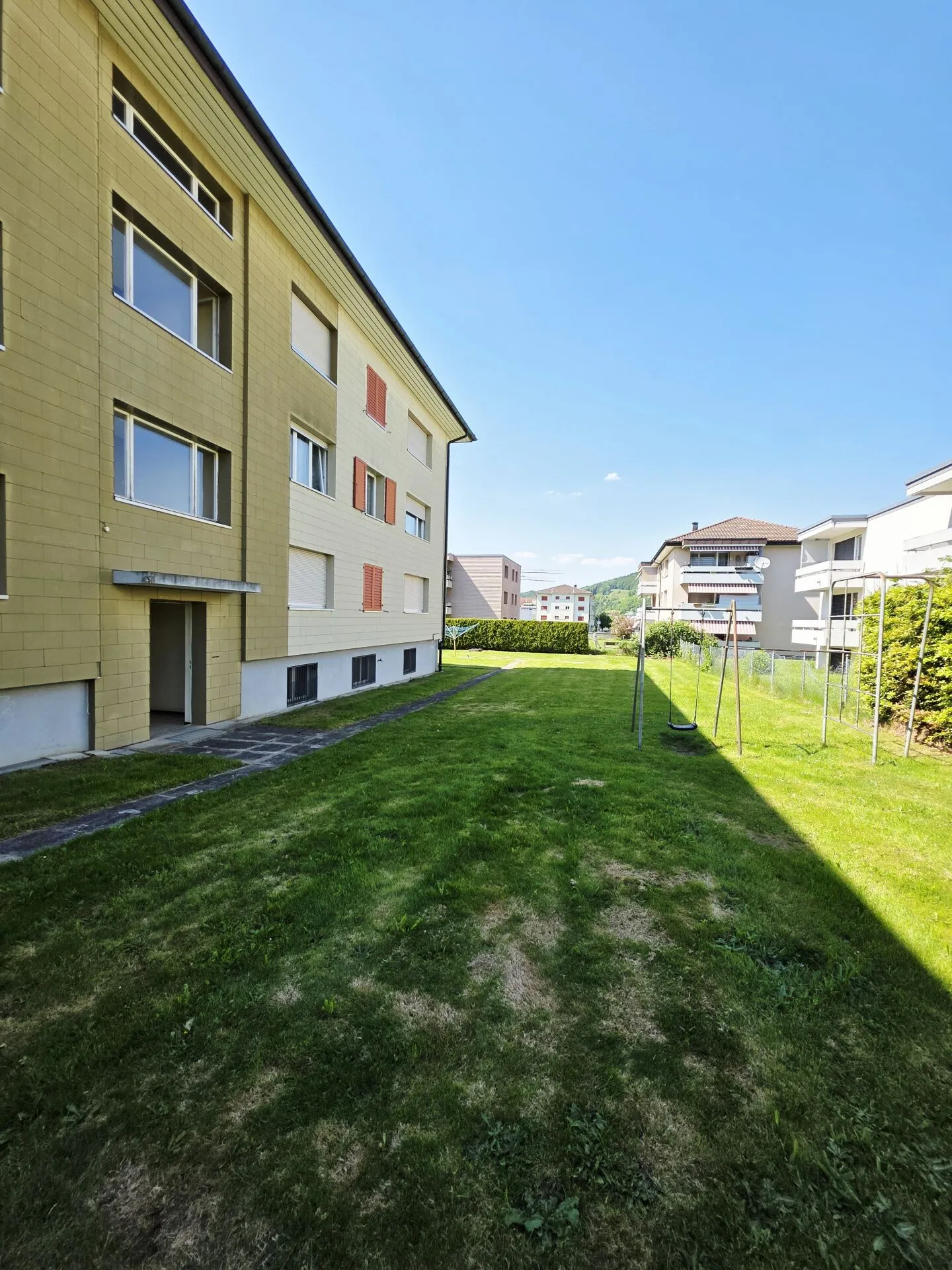 3.5 Room Apartment in Central Location - Photo 4 of 13