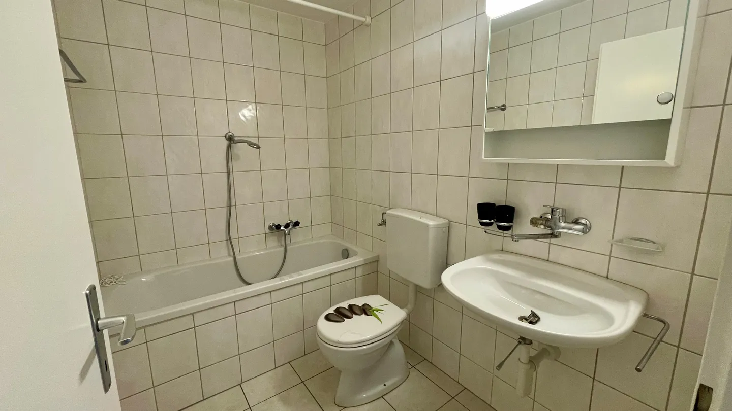 Apartment for rent - Photo 4 of 5