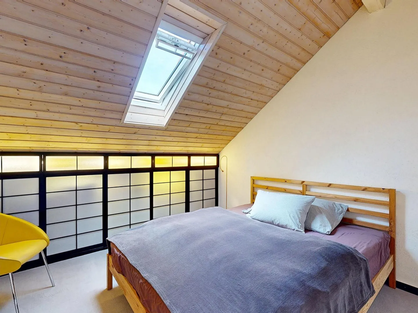 Maison familiale jumelée spacieuse de 6,5 pièces avec beau jardin - Photo 12 sur 18