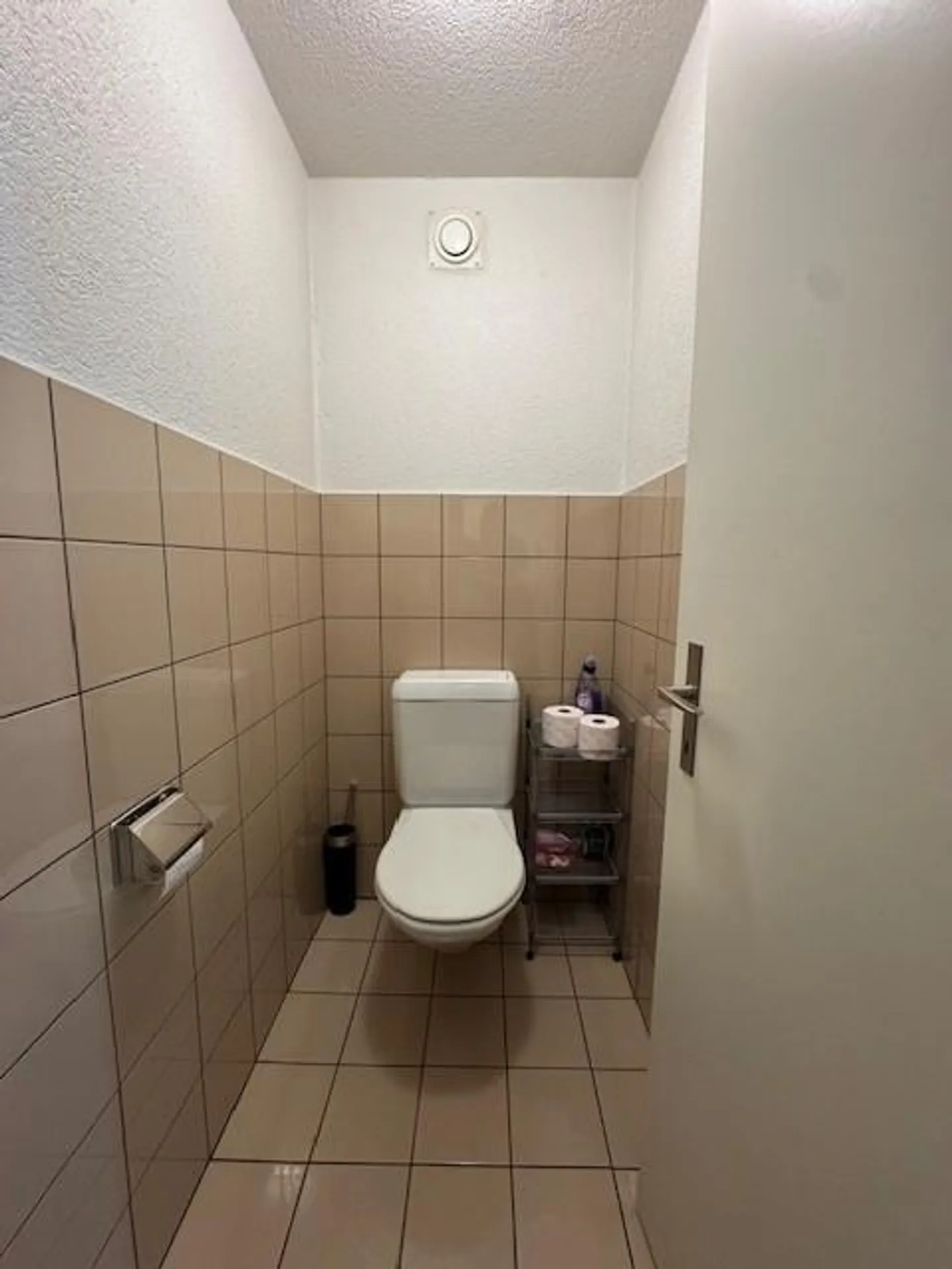 Locali commerciali attraenti in una posizione ben sviluppata - versatili n... - Foto 4 di 6