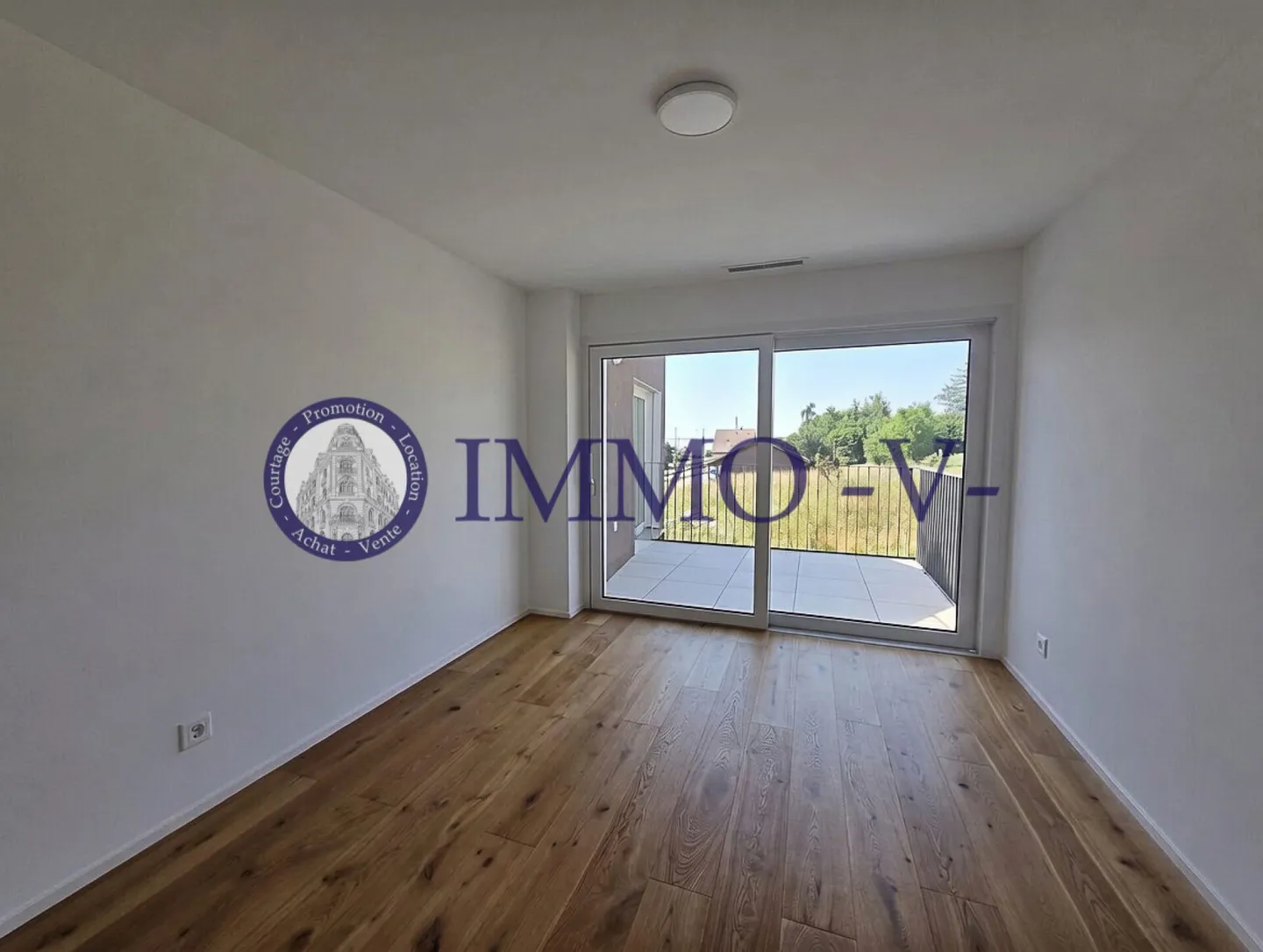 Appartement moderne avec balcon - Photo 4 sur 6