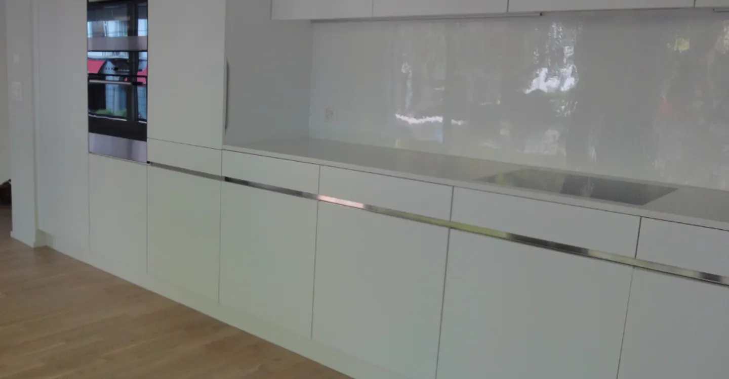 Spacious apartment in the heart of Zurich Seefeld! - Photo 2 of 8