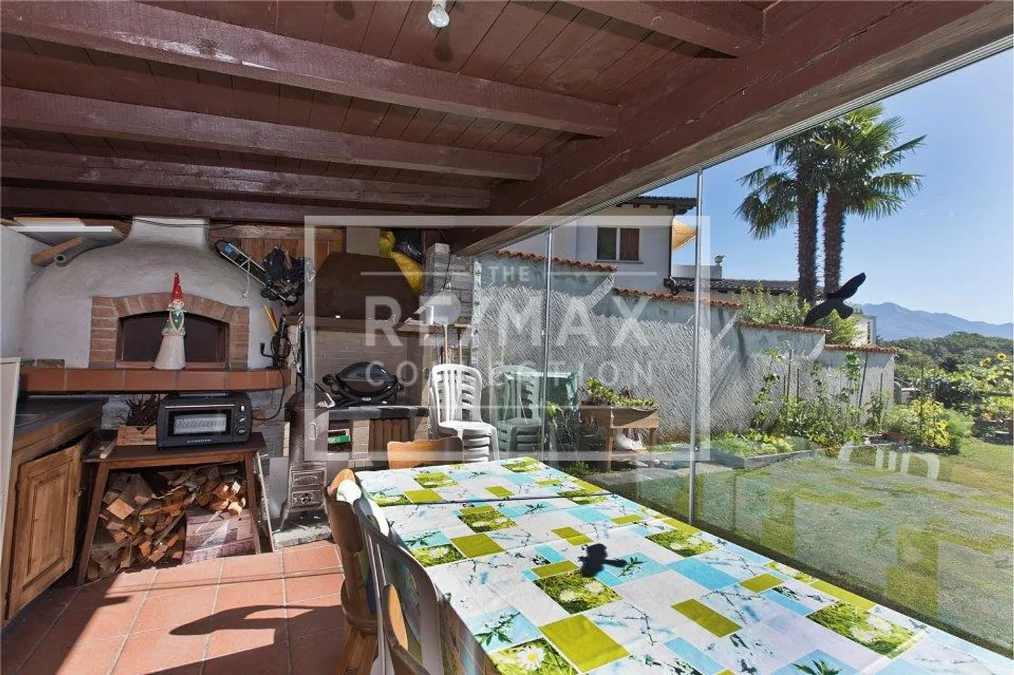 Maison avec un aperçu du lac - Photo 6 sur 13