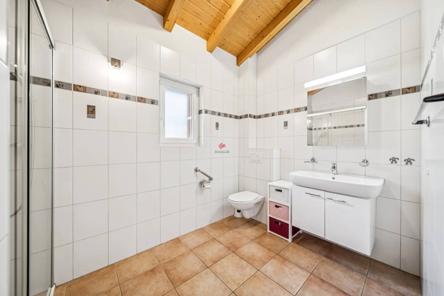 Villa al piano terra con sei posti auto - Foto 4 di 8