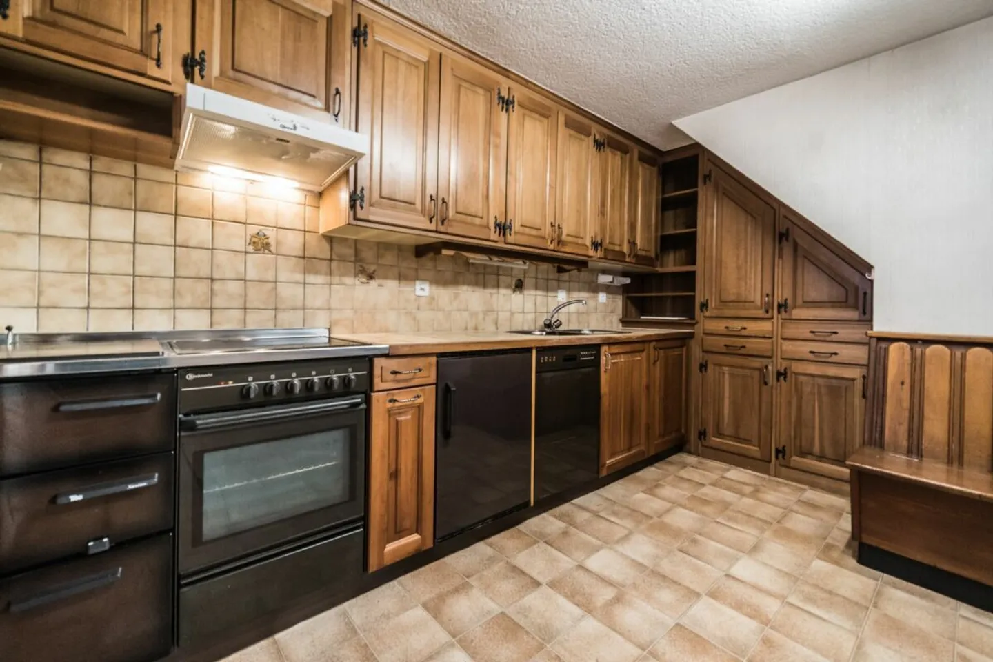 Maison villageoise en plein centre d'Isérables - Photo 8 sur 18