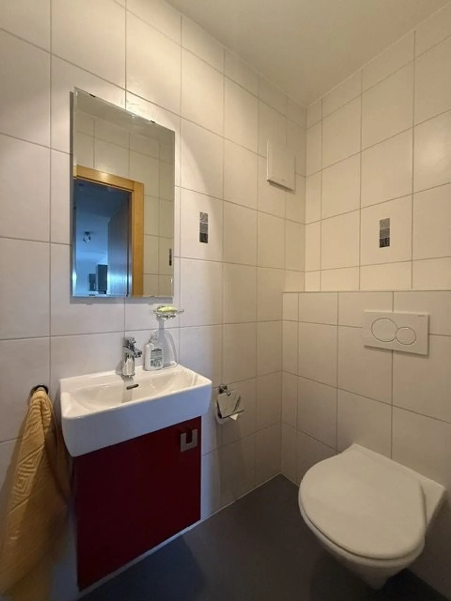 Charming Ground-Floor Apartment - Photo 5 of 6