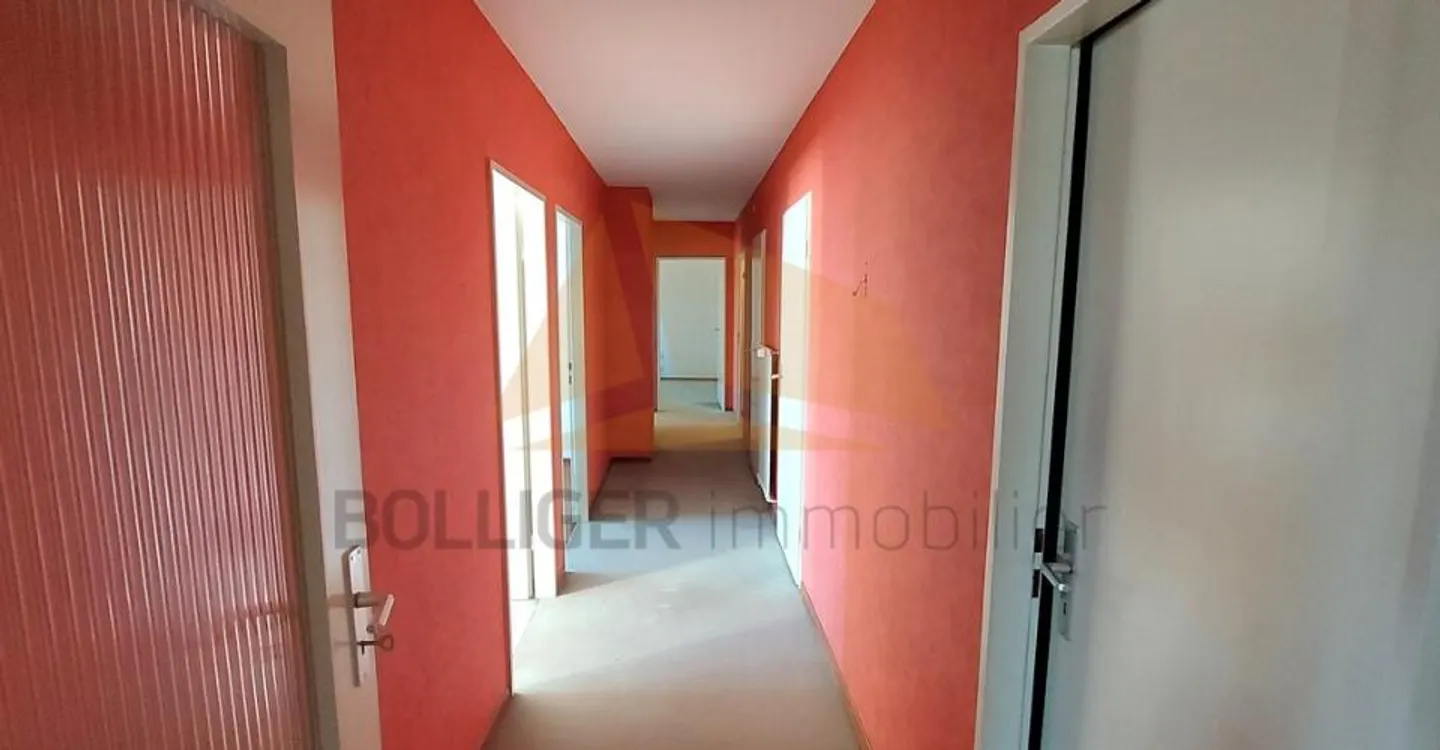 IN VENDITA APPARTAMENTO DI 6 LOCALI 170 M2 CON GARAGE INDIVIDUALE - Foto 10 di 12