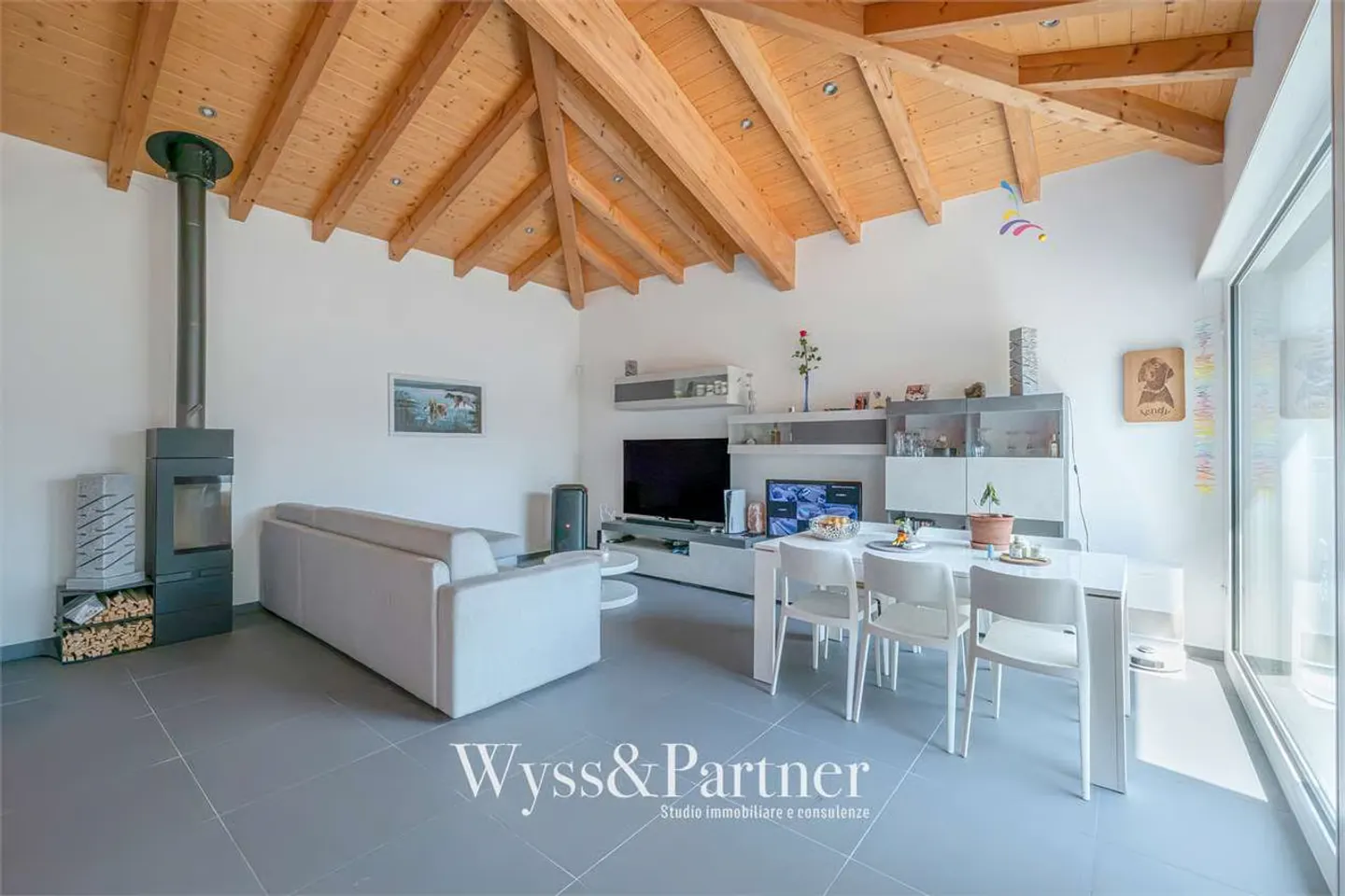 Iragna - Maison individuelle 4.5 pièces avec grand jardin et dépendance - Photo 3 sur 13