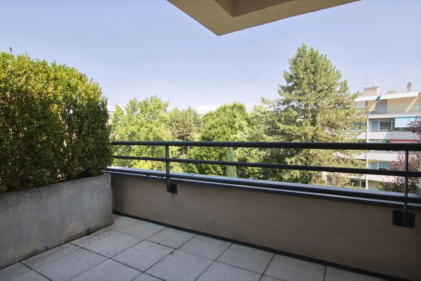 CASATAX: luminoso appartamento di 3 stanze con terrazze - Foto 7 di 9