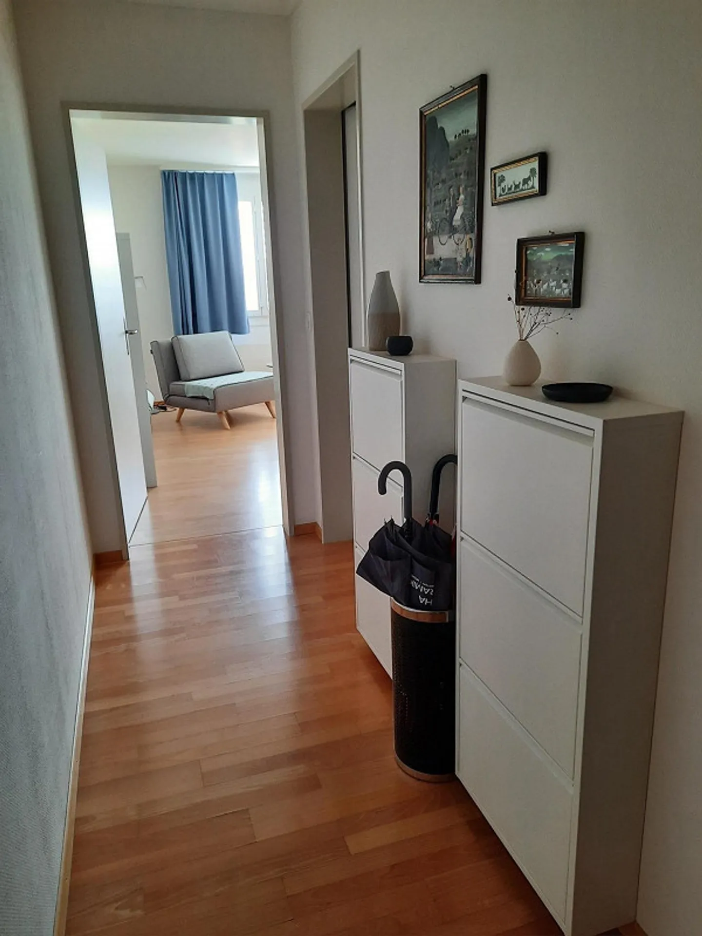 Beautiful and spacious 4.5 room apartment in a quiet yet central location - Photo 6 of 7