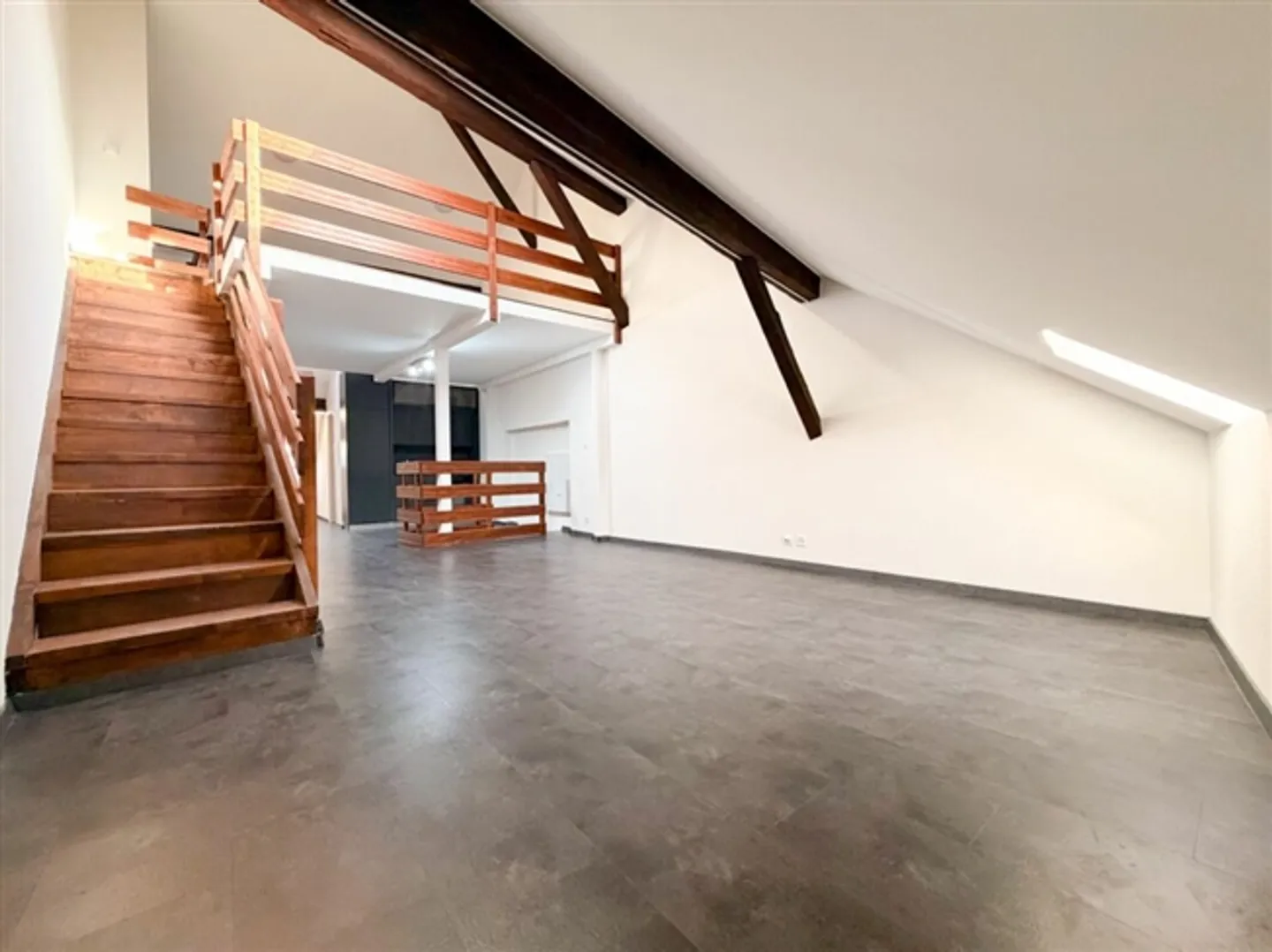 In affitto: Casa adiacente con 6,5 stanze - Foto 14 di 20