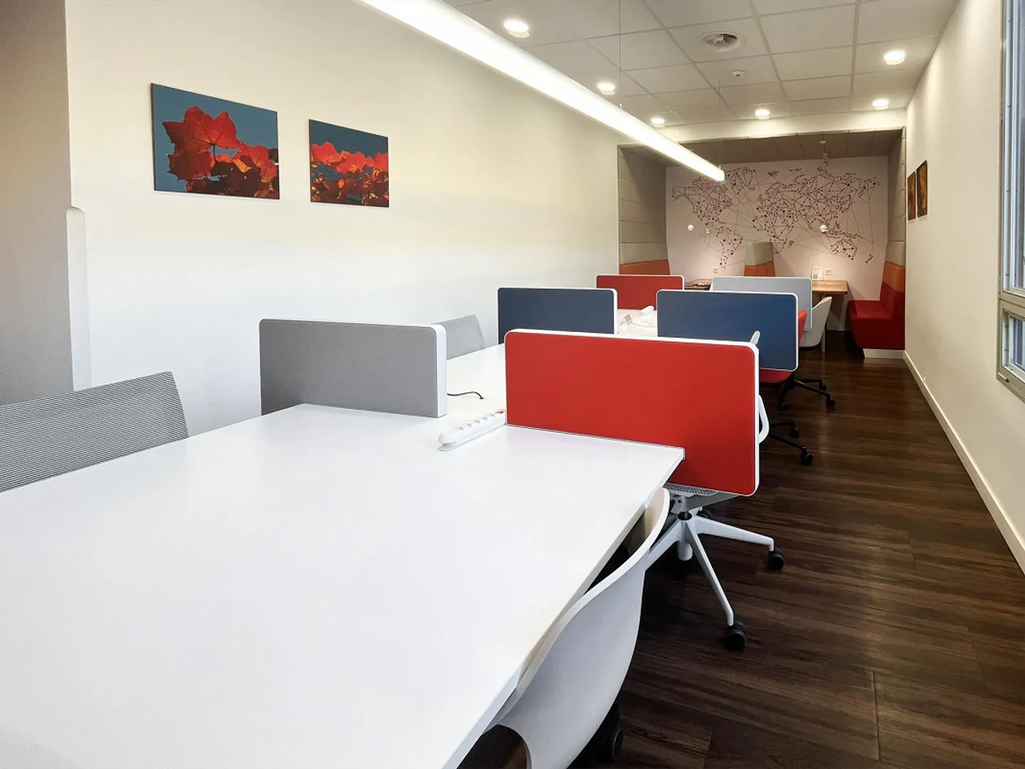 Ufficio all-inclusive per 2 - Foto 7 di 10