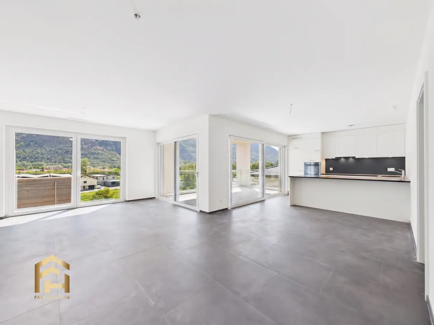 First occupancy in Raron spacious 5.5-room apartment with a wide view - Photo 1 of 13