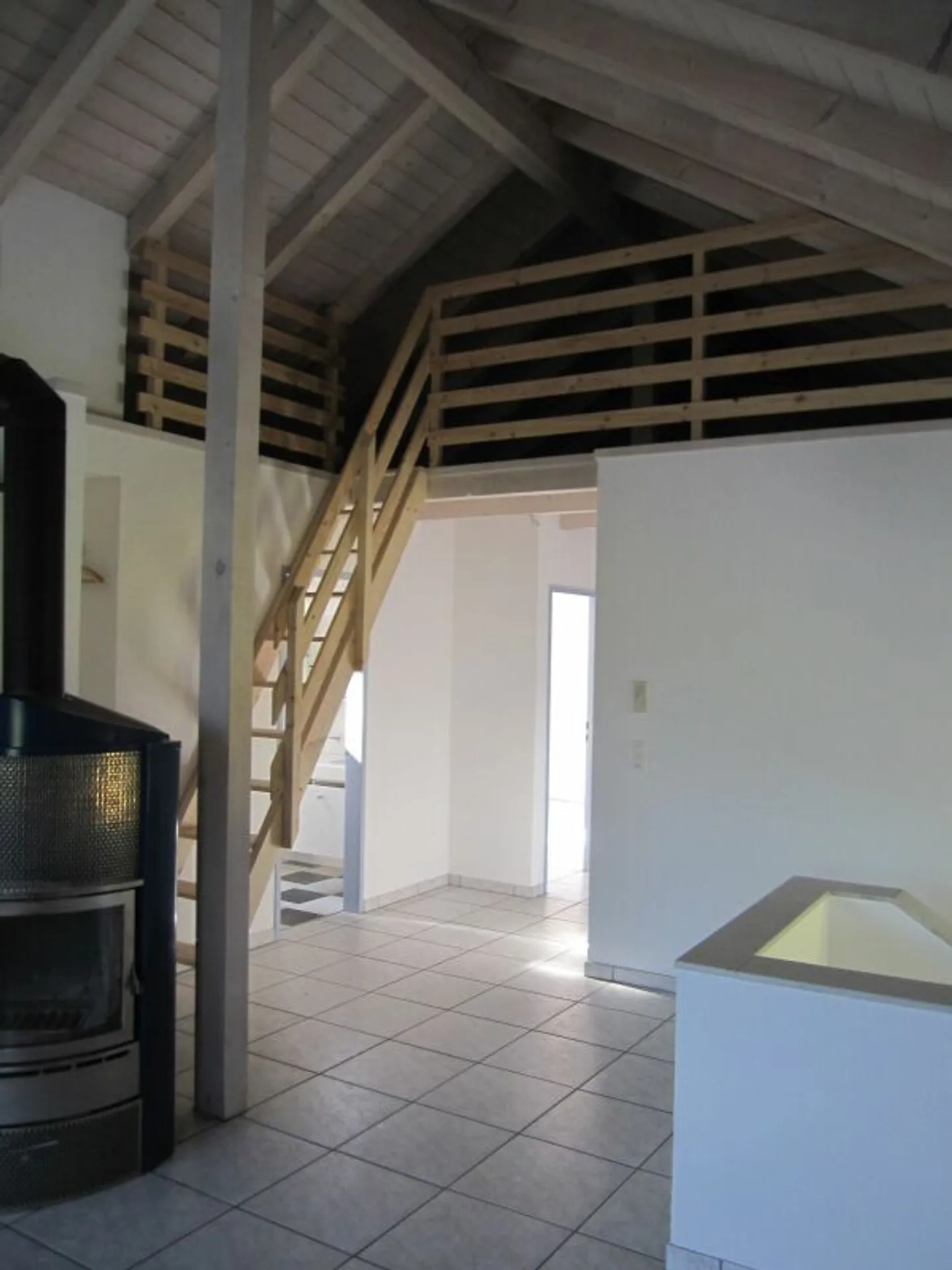 Attico spazioso di 4,5 stanze - Foto 4 di 11