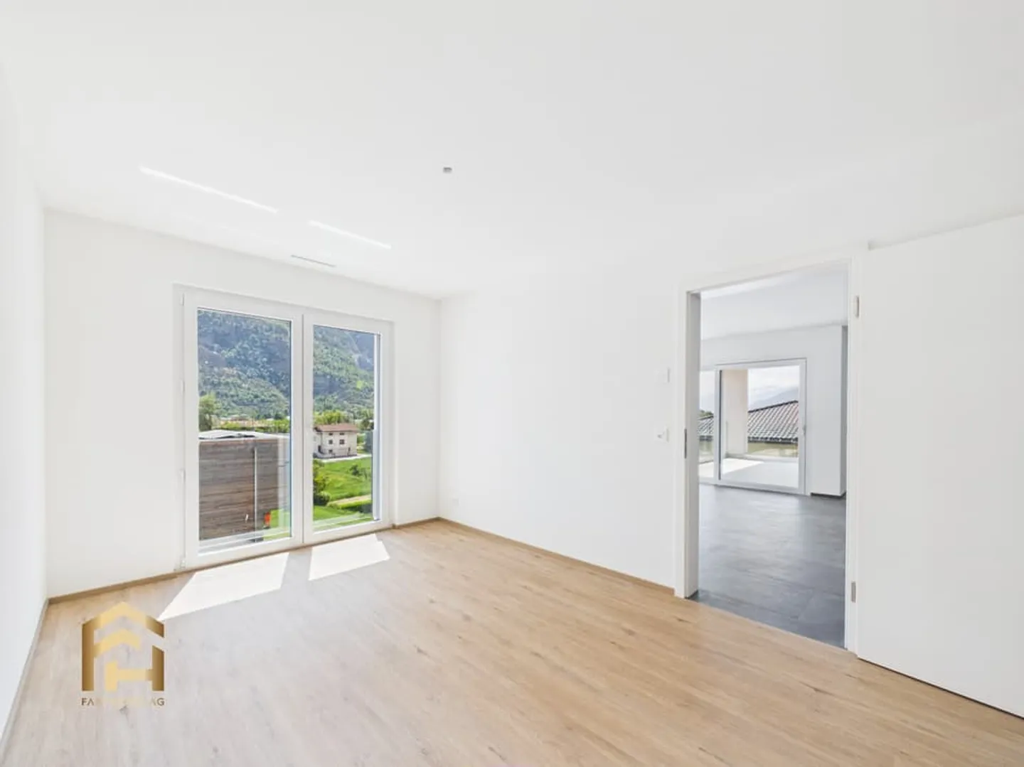 First occupancy in Raron spacious 5.5-room apartment with a wide view - Photo 6 of 13