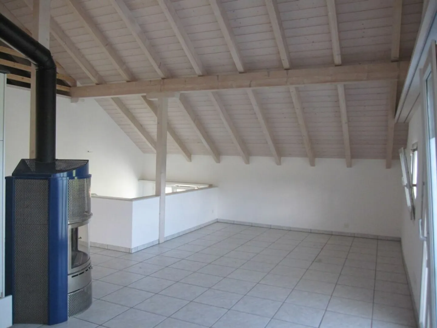 Attico spazioso di 4,5 stanze - Foto 6 di 11