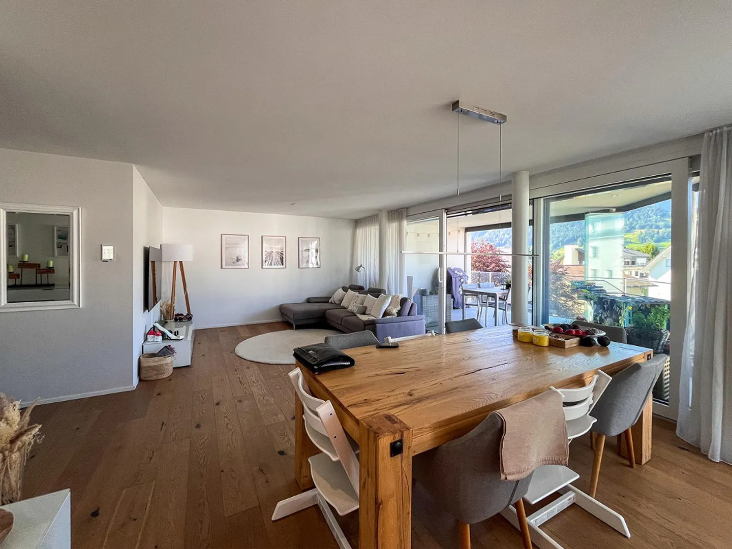 Appartamento 4½ locali in un ambiente residenziale piacevole - Foto 2 di 11