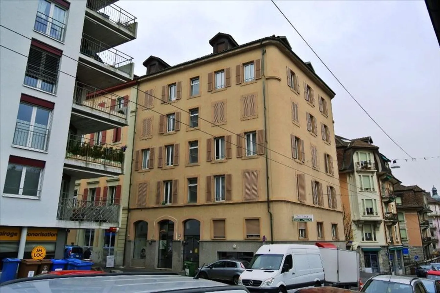 Appartamento in centro città - Foto 2 di 3