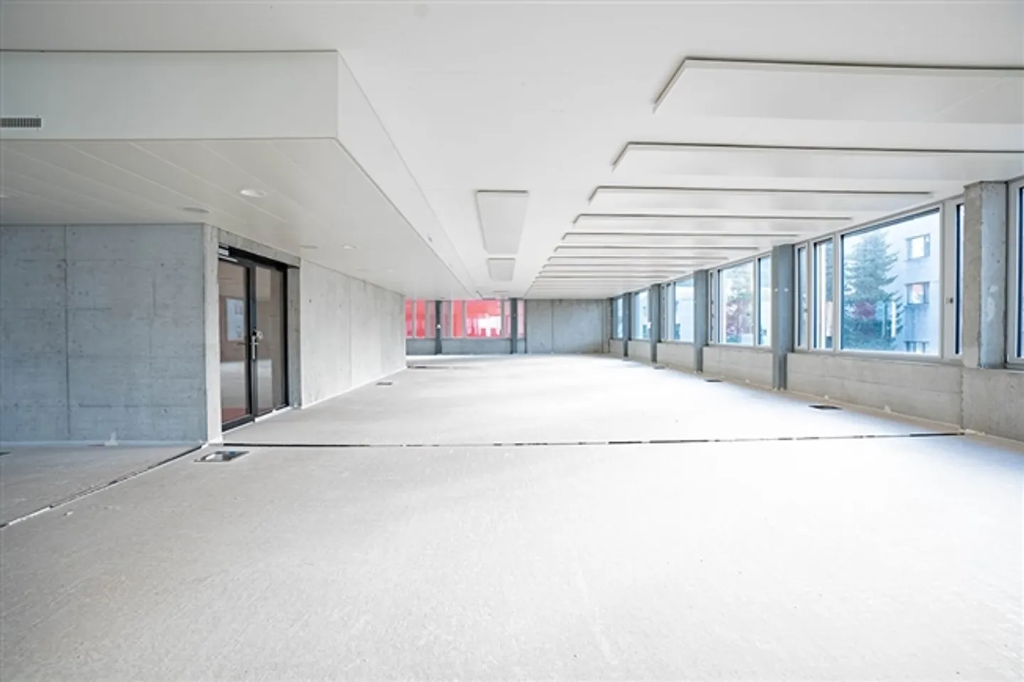 Attractive office/commercial space in shell construction - Photo 3 of 9