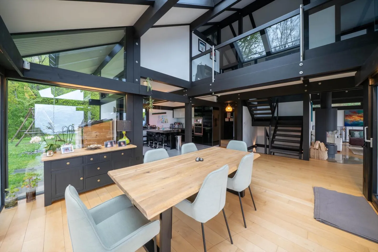 VIEW | QUIET | MODERN - Photo 1 of 11