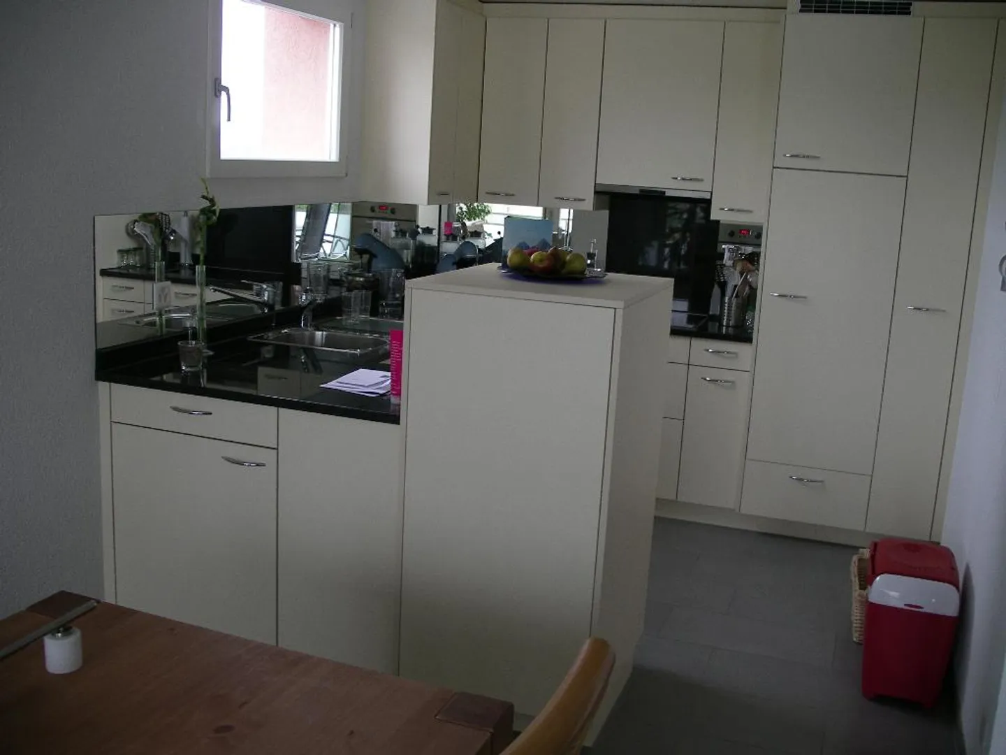 Appartamento tranquillo con grande balcone - Foto 2 di 12