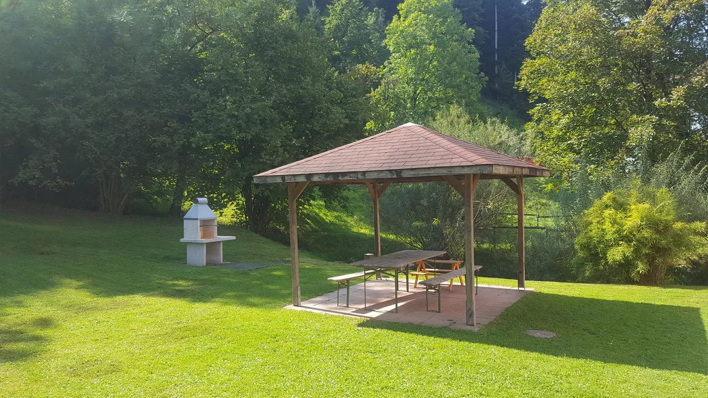 Appartamento tranquillo con grande balcone - Foto 10 di 12