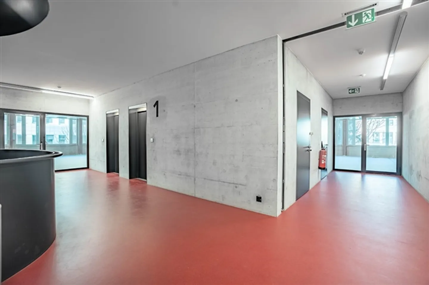 Attractive office/commercial space in shell construction - Photo 5 of 9