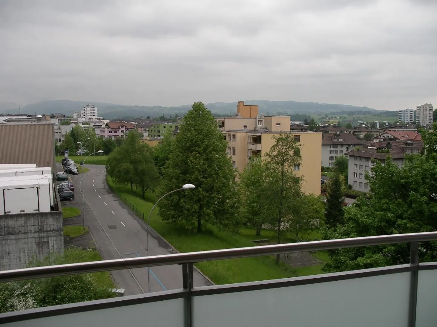 Appartamento tranquillo con grande balcone - Foto 11 di 12