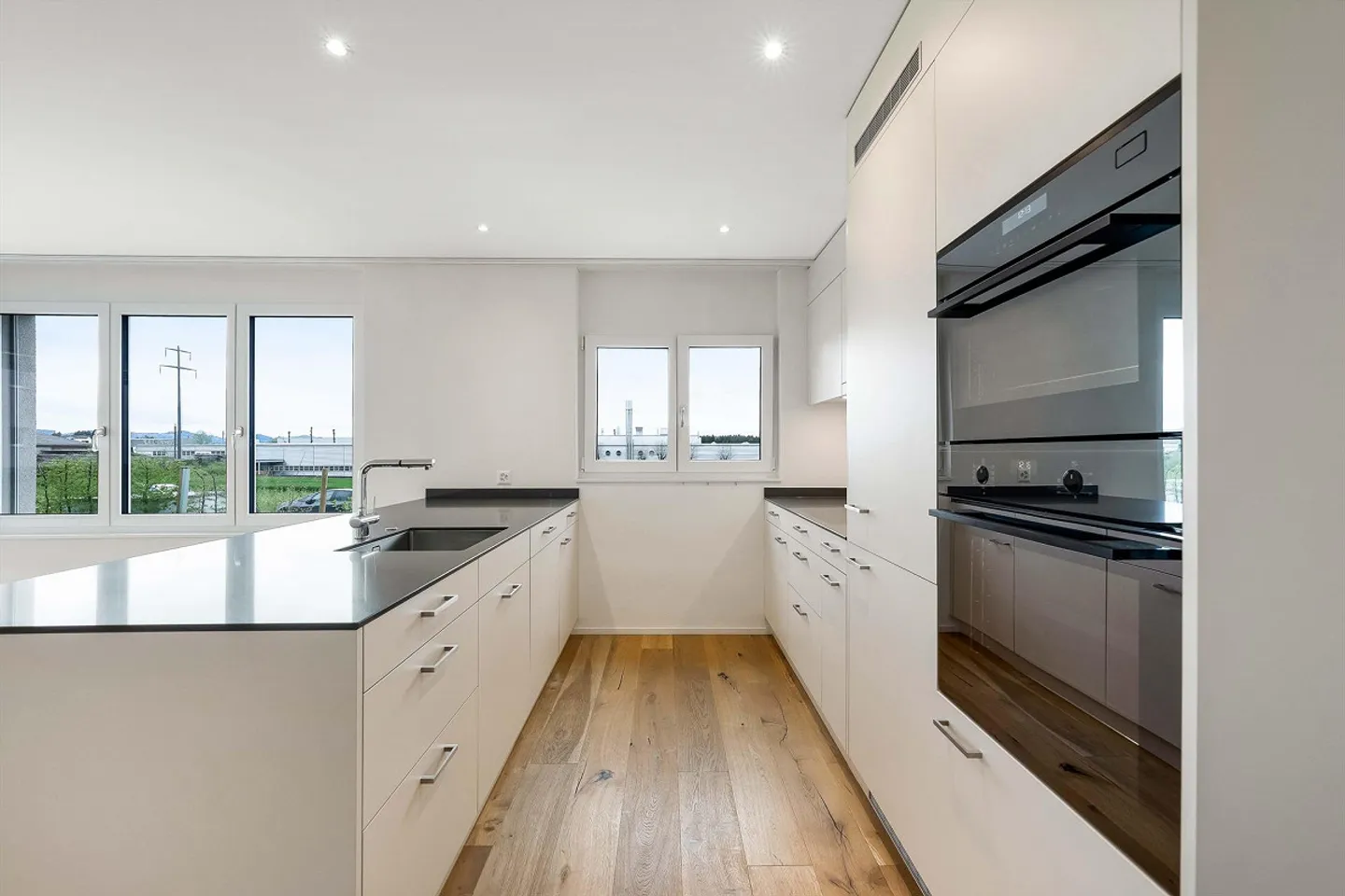 Appartement 4.5 pièces à Arnegg - Photo 2 sur 11