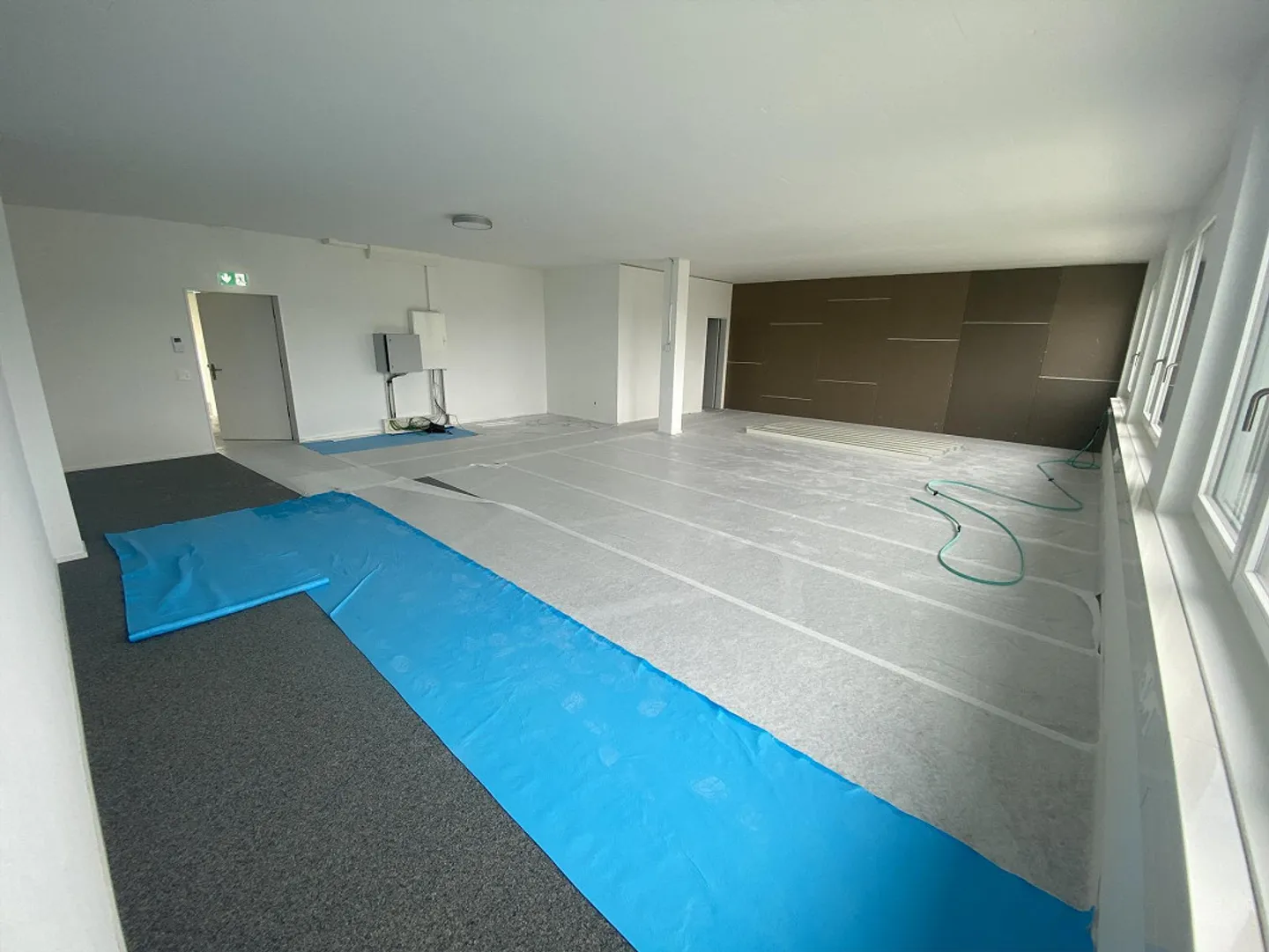 Modernes Büro neben Coop - Foto 6 von 8