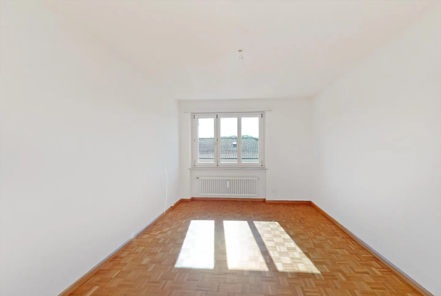 Apartment for rent - Photo 8 of 11